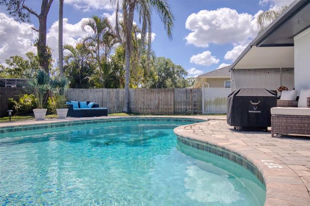 1871 DEL ROBLES TERRACE, Clearwater, FL 33764