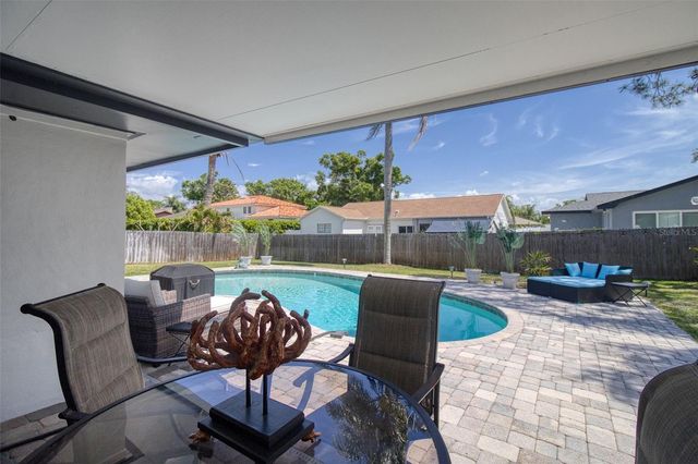 1871 DEL ROBLES TERRACE, Clearwater, FL 33764