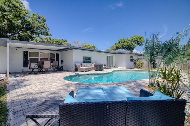 1871 DEL ROBLES TERRACE, Clearwater, FL 33764