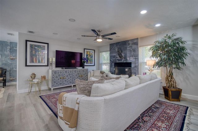 1871 DEL ROBLES TERRACE, Clearwater, FL 33764