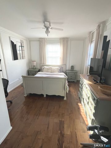 17 Paradiso Street, Norwalk, CT 06854