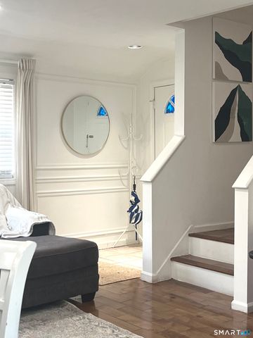 17 Paradiso Street, Norwalk, CT 06854