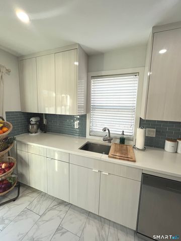 17 Paradiso Street, Norwalk, CT 06854