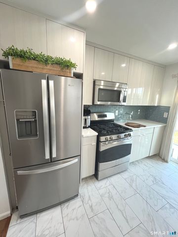 17 Paradiso Street, Norwalk, CT 06854