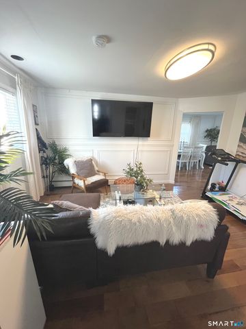 17 Paradiso Street, Norwalk, CT 06854