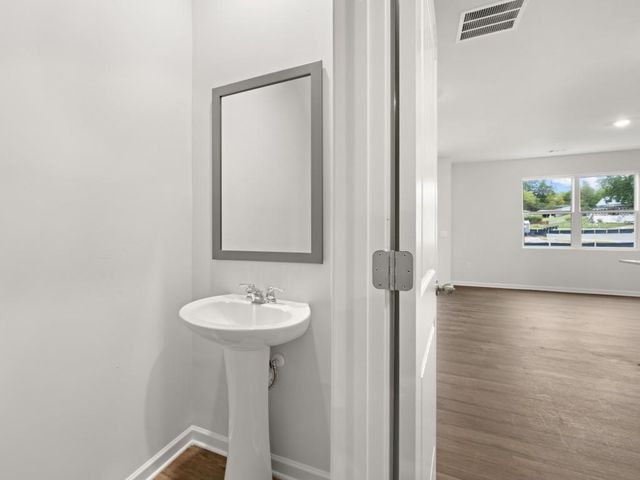 5983 Skylar Drive, Atlanta, GA 30336