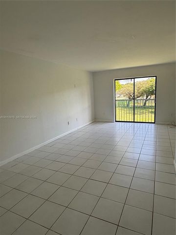 7670 SW 152nd Ave 1-202, Miami, FL 33193