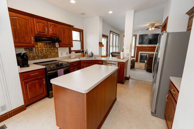 2442 Greystone Lane 2442 Greystone Lane, Springfield, OH 45503