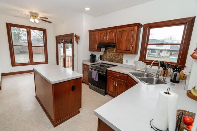 2442 Greystone Lane 2442 Greystone Lane, Springfield, OH 45503