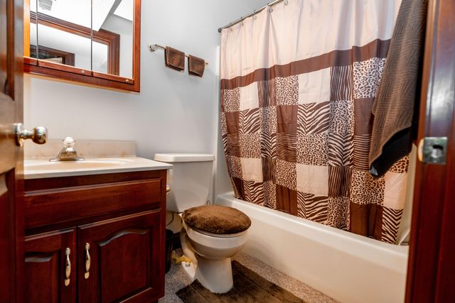 2442 Greystone Lane 2442 Greystone Lane, Springfield, OH 45503