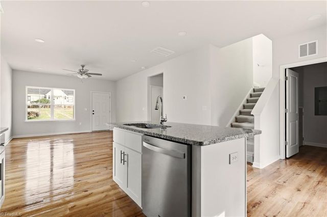 2924 Gilmer Avenue, Winston-salem, NC 27105