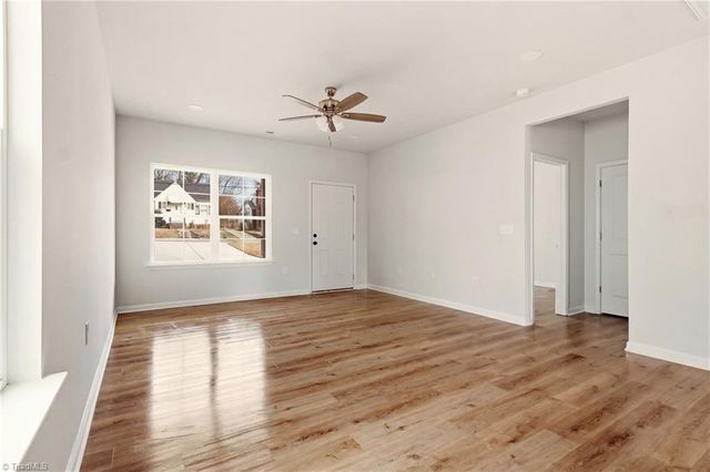 2924 Gilmer Avenue, Winston-salem, NC 27105