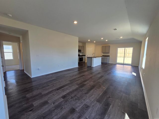 1537 Meadows Drive, Benton, AR 72019