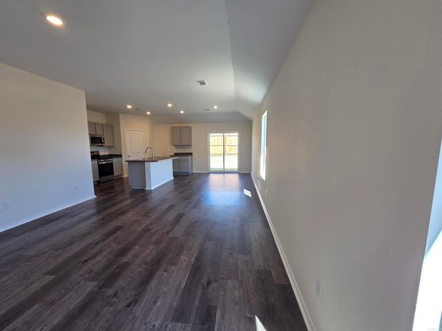 1537 Meadows Drive, Benton, AR 72019
