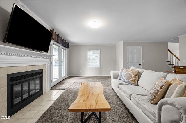 404 Broad Leaf Circle, Raleigh, NC 27613