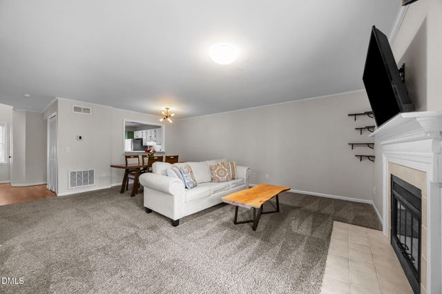 404 Broad Leaf Circle, Raleigh, NC 27613