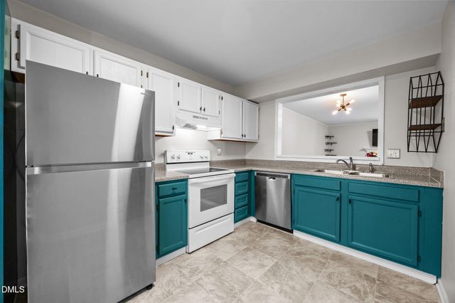 404 Broad Leaf Circle, Raleigh, NC 27613