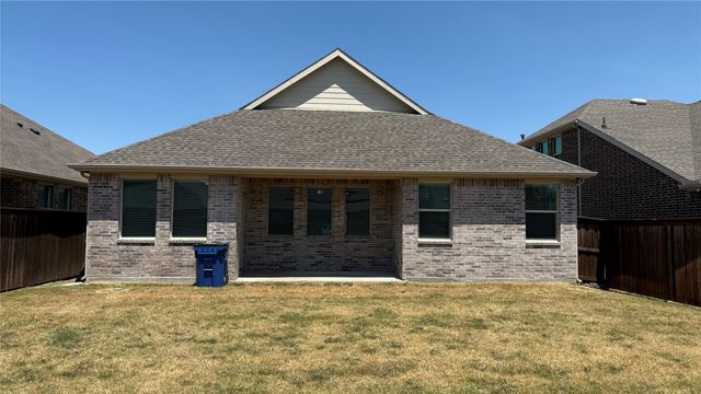 812 Carmen Street, Forney, TX 75126