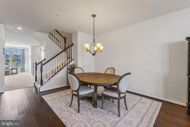 22035 BROADWAY AVENUE # 401F, Clarksburg, MD 20871