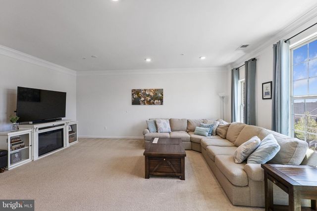 22035 BROADWAY AVENUE # 401F, Clarksburg, MD 20871