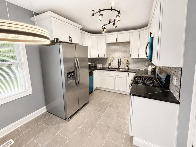 4668 Johnson Street, Gary, IN 46408