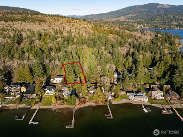 2111 Dellesta Drive, Bellingham, WA 98226