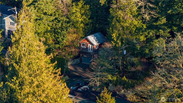 2111 Dellesta Drive, Bellingham, WA 98226