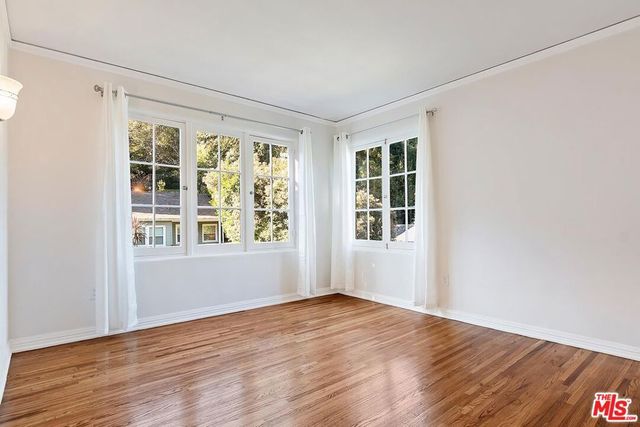 3486 Oak Glen Drive, Los Angeles, CA 90068