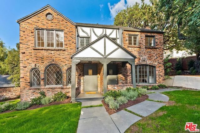 3486 Oak Glen Drive, Los Angeles, CA 90068