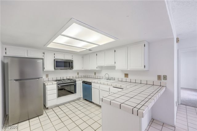 1857 Arbol Verde Way, Las Vegas, NV 89119