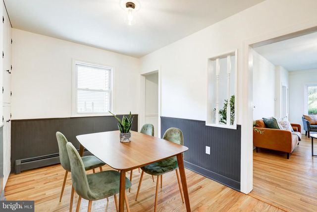 1319 W MAIN ST, Ephrata, PA 17522