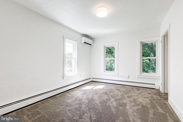 1319 W MAIN ST, Ephrata, PA 17522