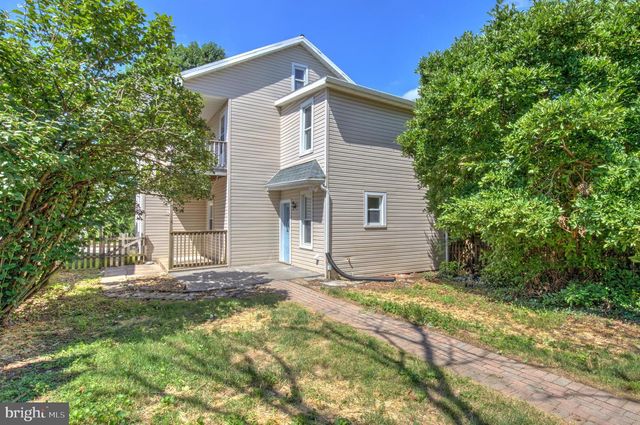 1319 W MAIN ST, Ephrata, PA 17522