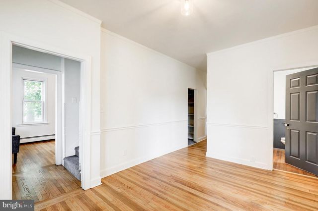 1319 W MAIN ST, Ephrata, PA 17522