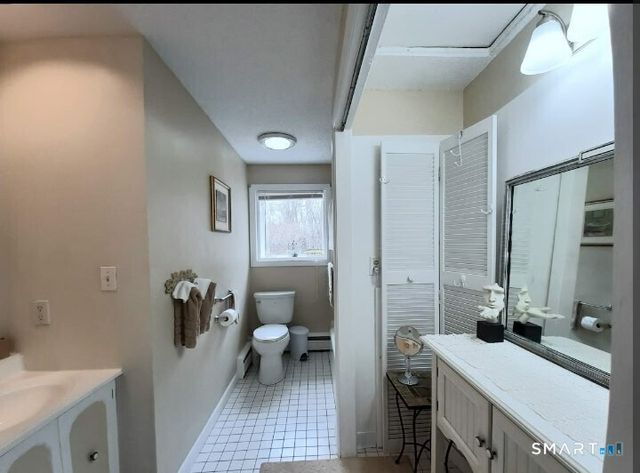 41 East Granby Road, Granby, CT 06035