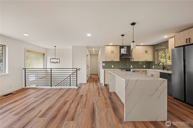 16317 127th Place SE, Renton, WA 98058