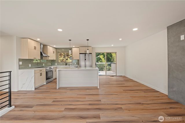16317 127th Place SE, Renton, WA 98058