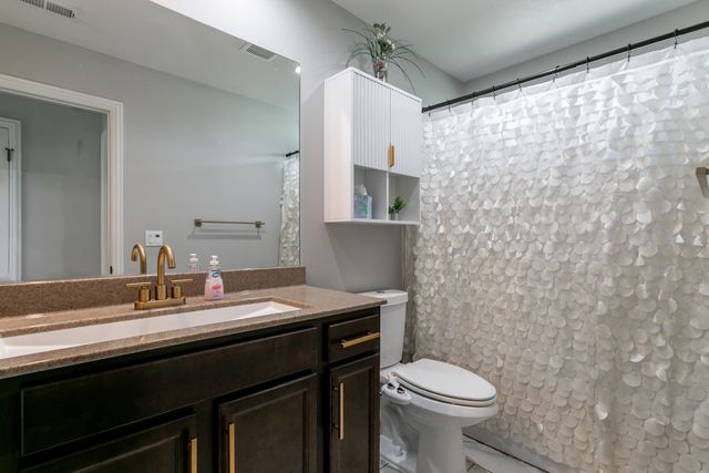 3510 YELLOWWOOD DR, Columbia, MO 65202