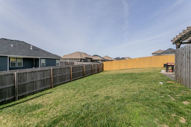 3510 YELLOWWOOD DR, Columbia, MO 65202