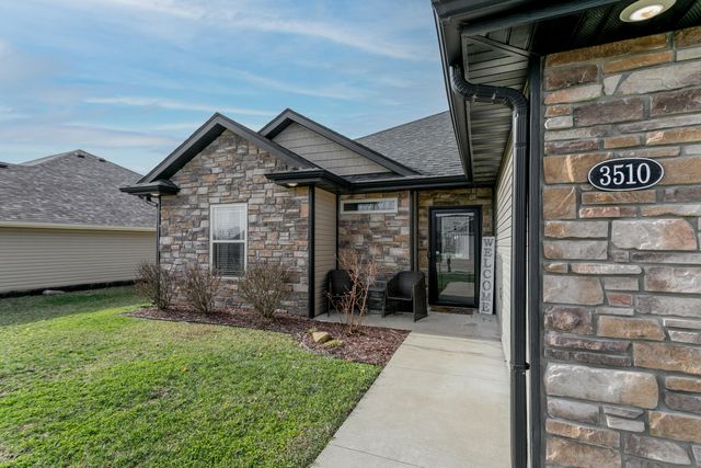 3510 YELLOWWOOD DR, Columbia, MO 65202