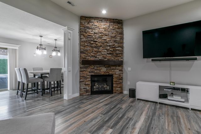 3510 YELLOWWOOD DR, Columbia, MO 65202