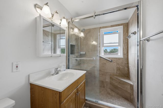 1600 Grand Avenue P3, Baldwin, NY 11510