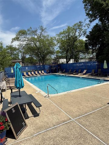 1600 Grand Avenue P3, Baldwin, NY 11510