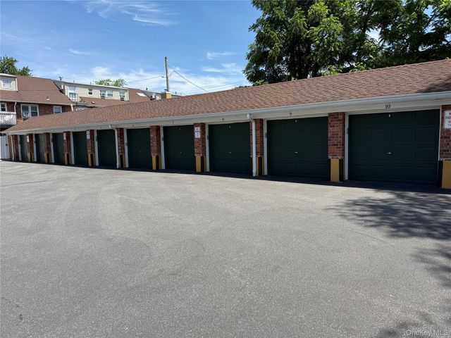1600 Grand Avenue P3, Baldwin, NY 11510