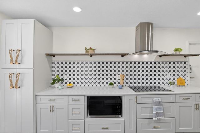 721 CHILT DRIVE, Brandon, FL 33510