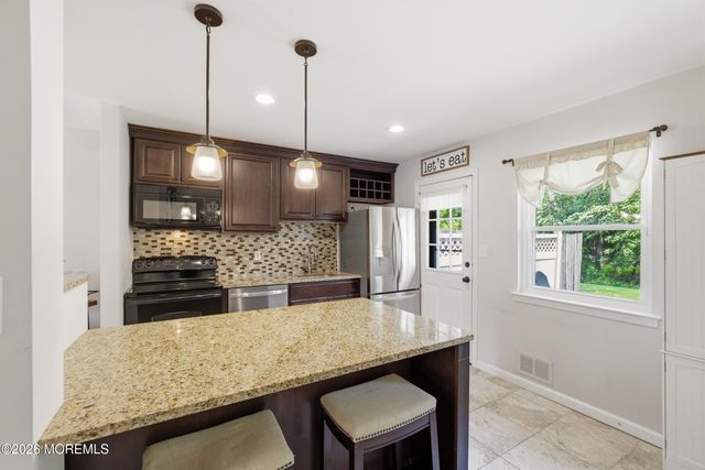 16 Village Green Way, Hazlet, NJ 07730