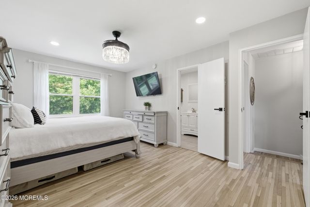 16 Village Green Way, Hazlet, NJ 07730