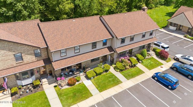 16 Village Green Way, Hazlet, NJ 07730