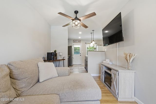 16 Village Green Way, Hazlet, NJ 07730