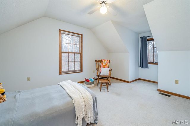 480 Lone Pine Lane, St Clair, MO 63077